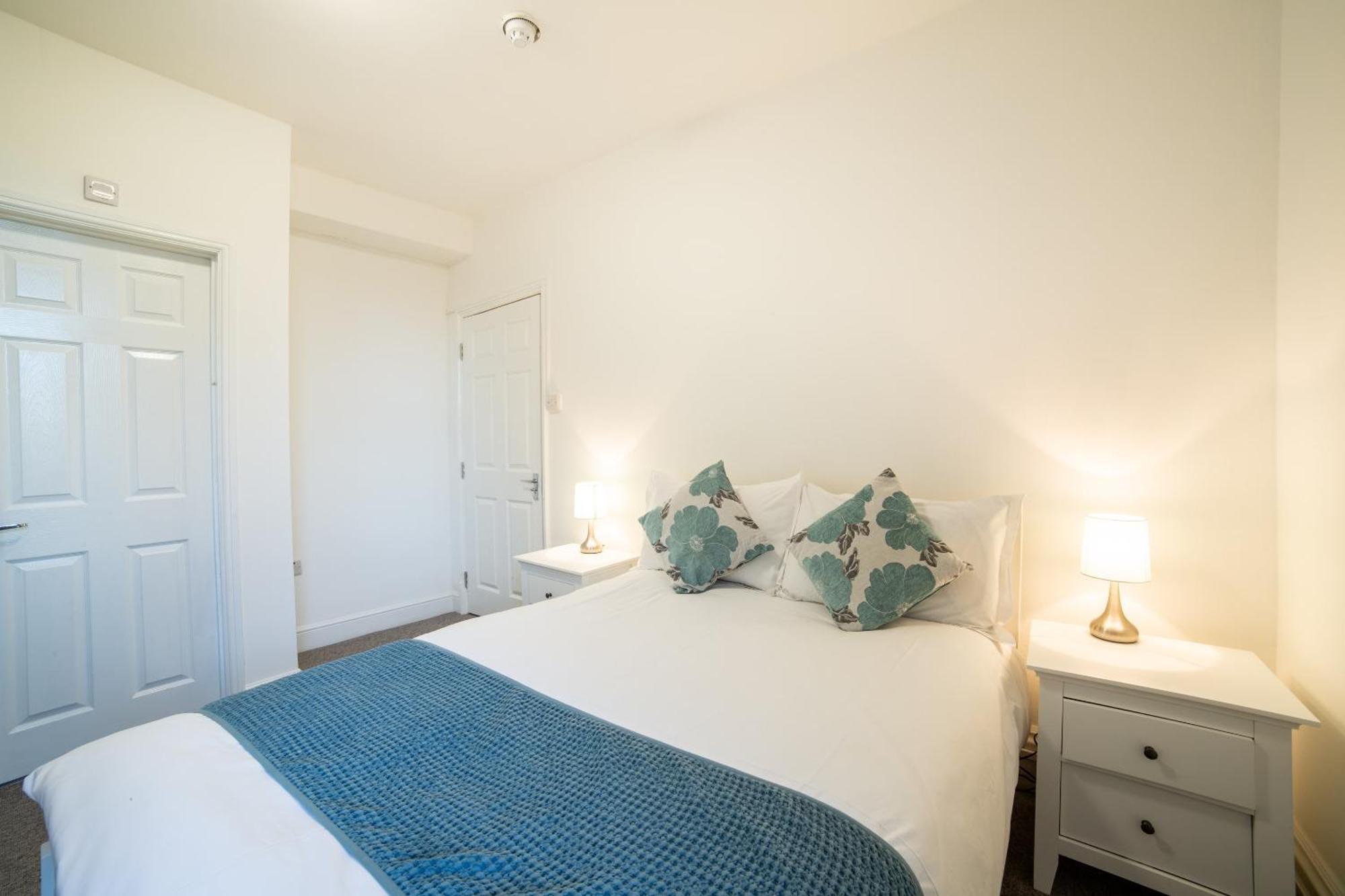 Oyo Lonsdale Guest House Oxford Buitenkant foto
